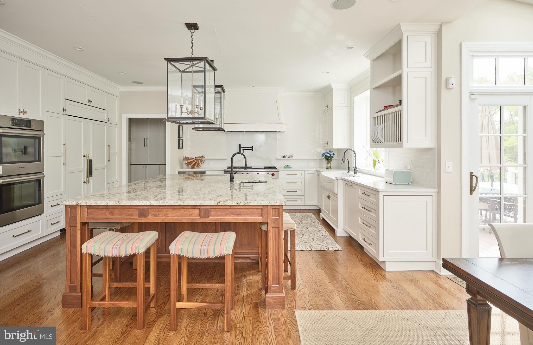 17 GREENBRIAR CIRCLE