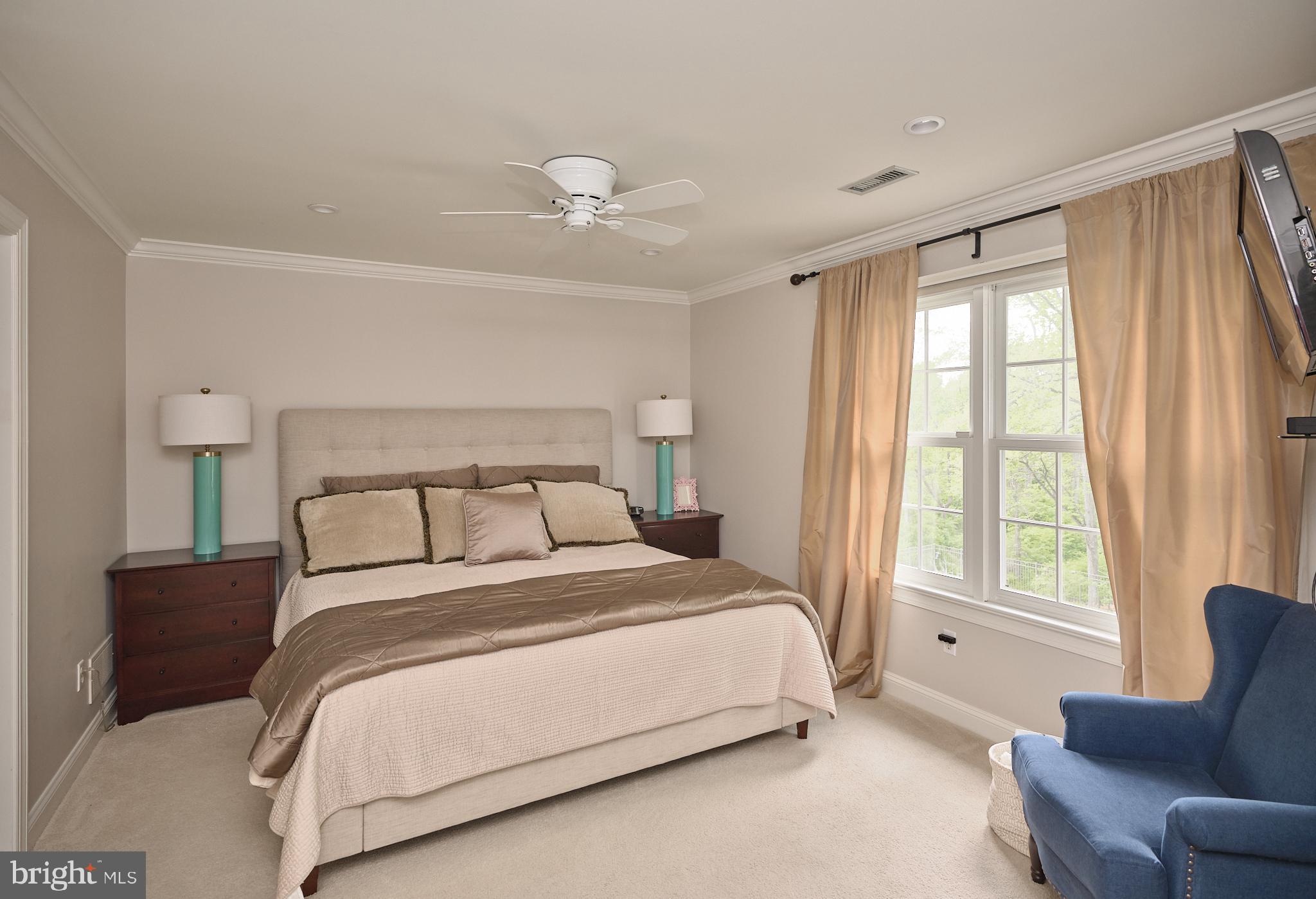 17 GREENBRIAR CIRCLE