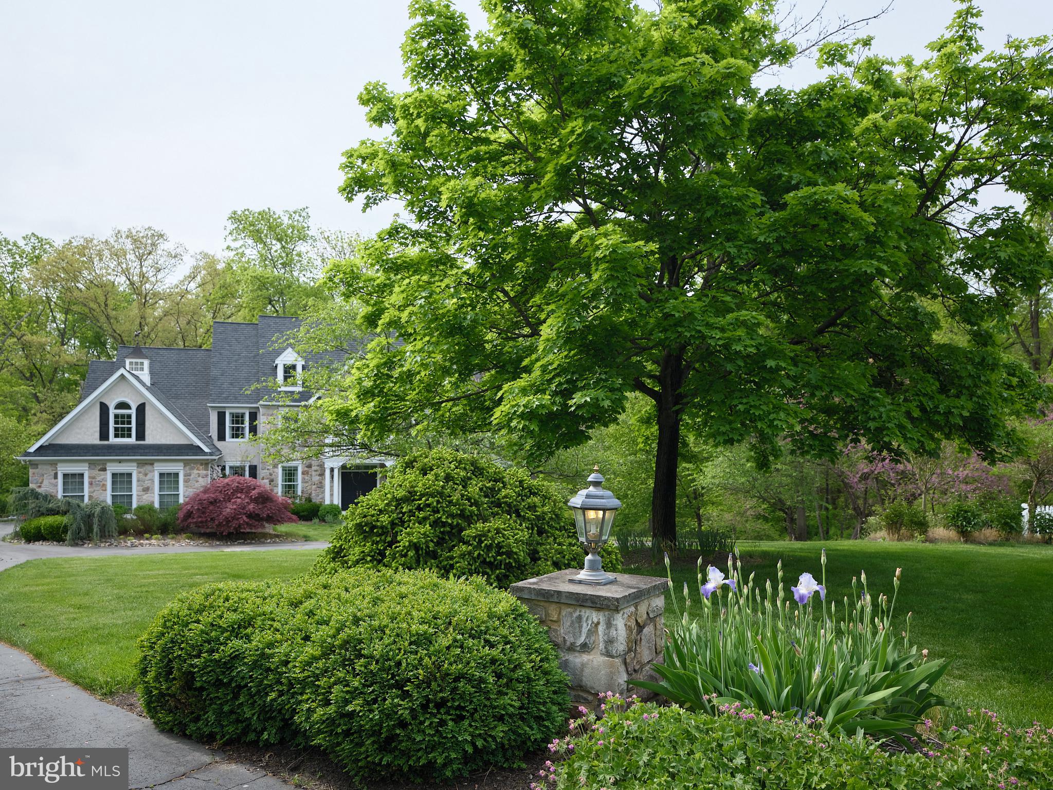 17 GREENBRIAR CIRCLE