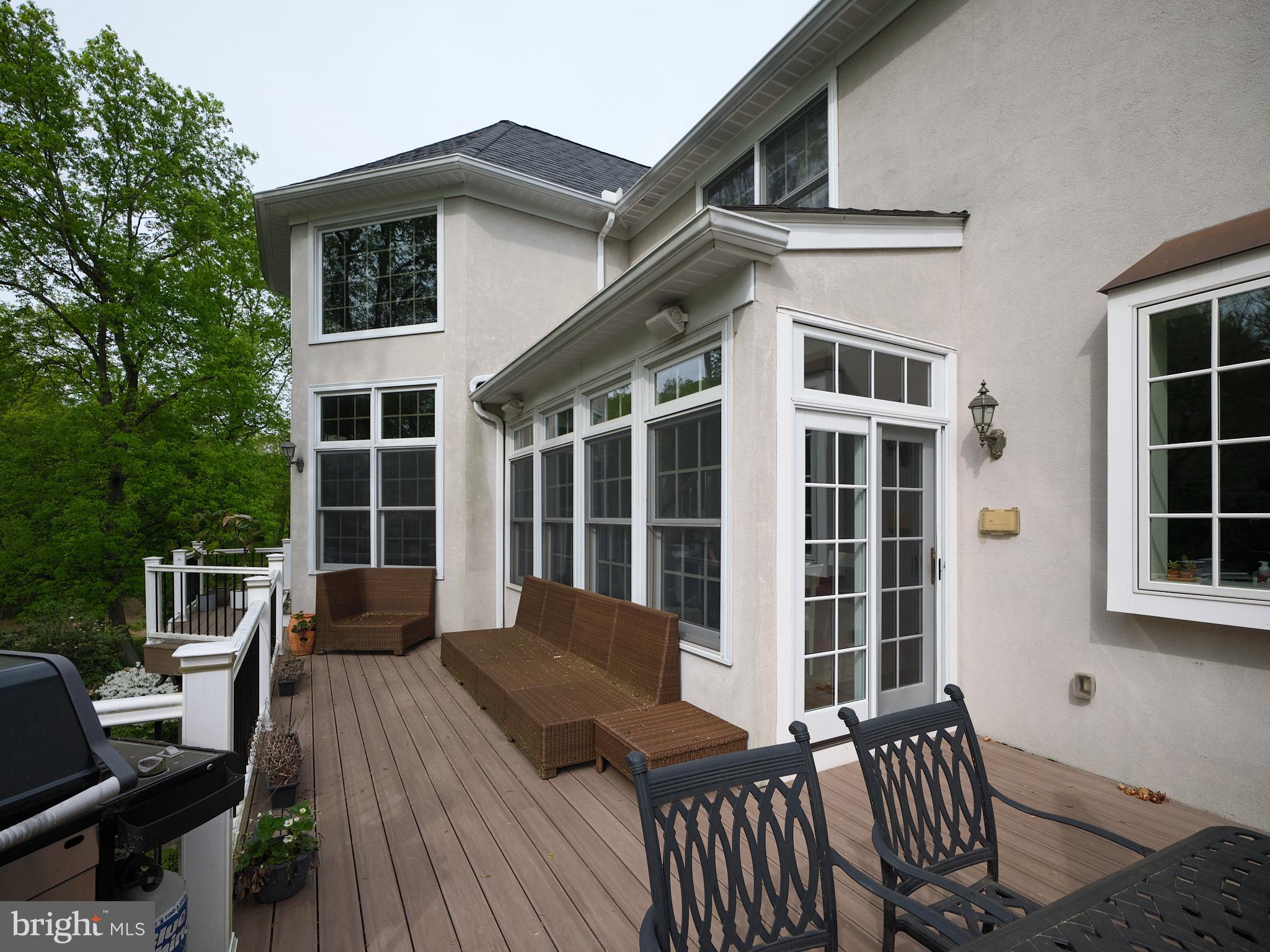 17 GREENBRIAR CIRCLE