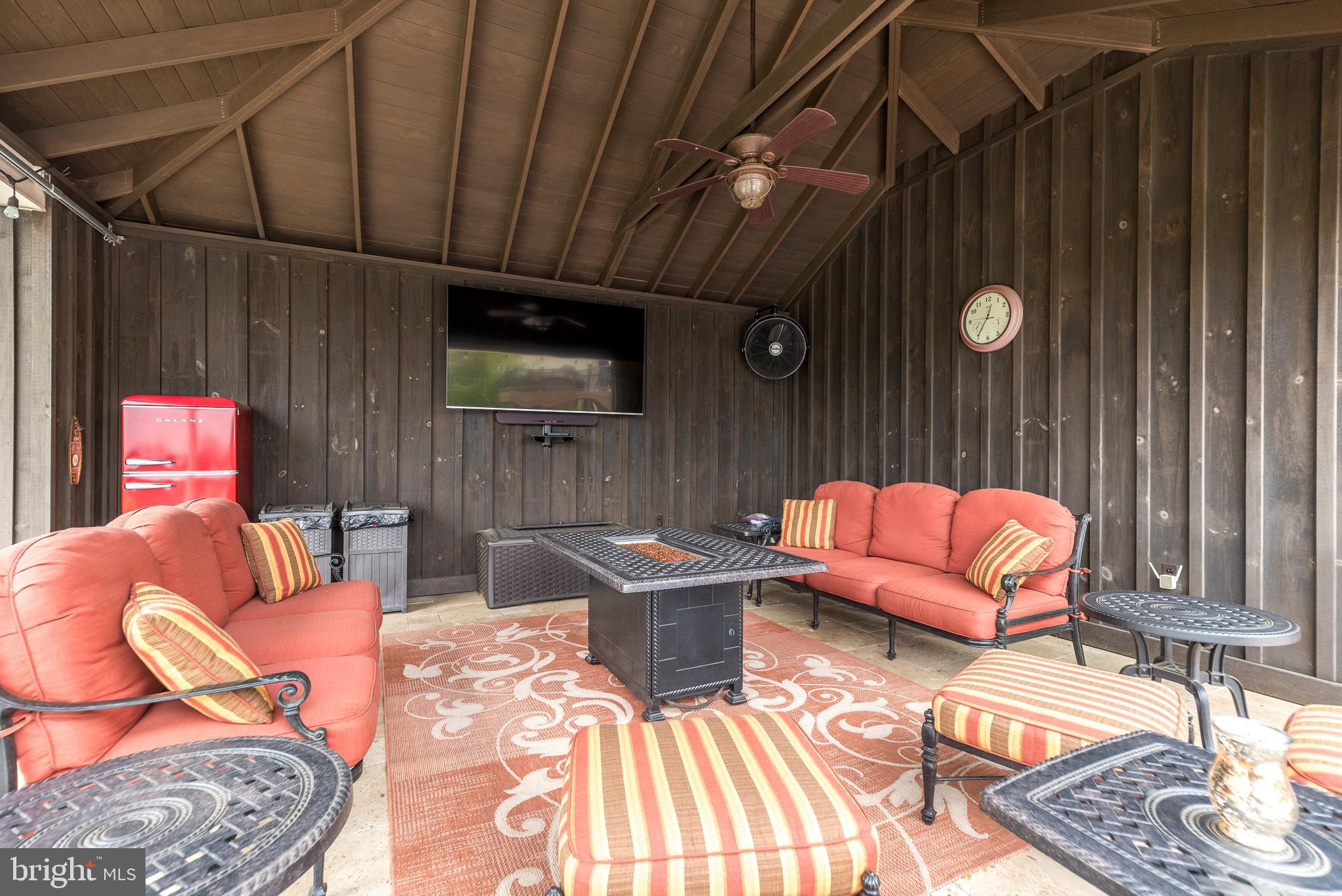 113 TELEGRAPH ROAD