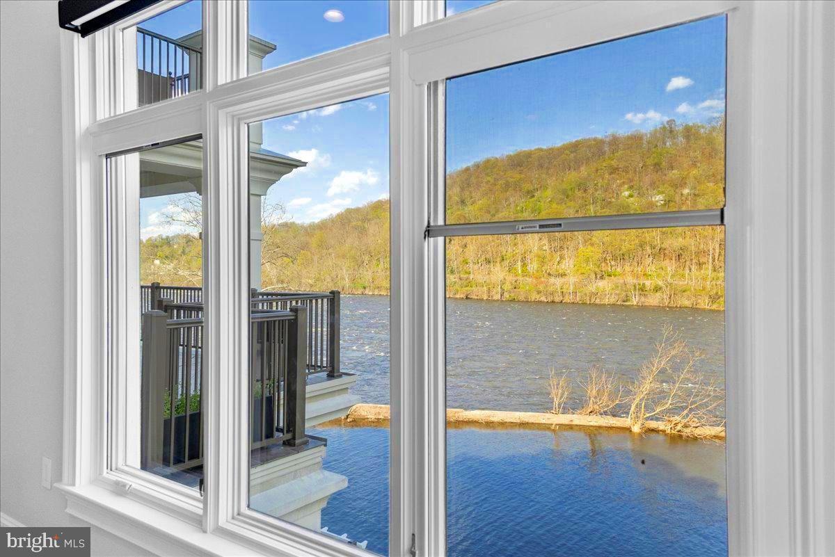 507 WATERVIEW PLACE