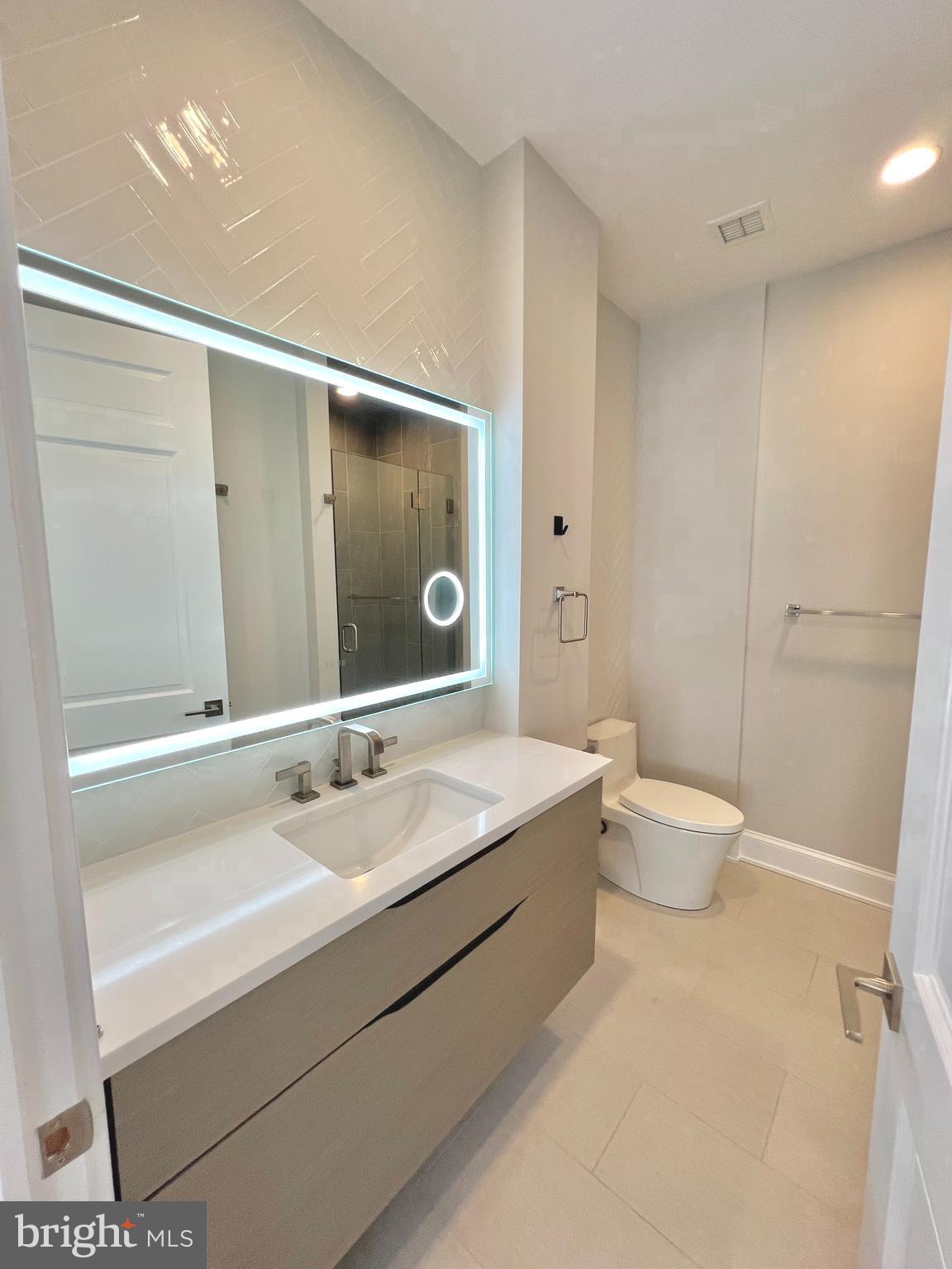 507 WATERVIEW PLACE