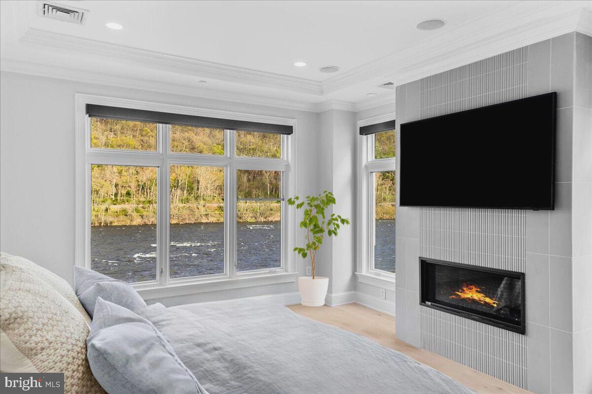 507 WATERVIEW PLACE
