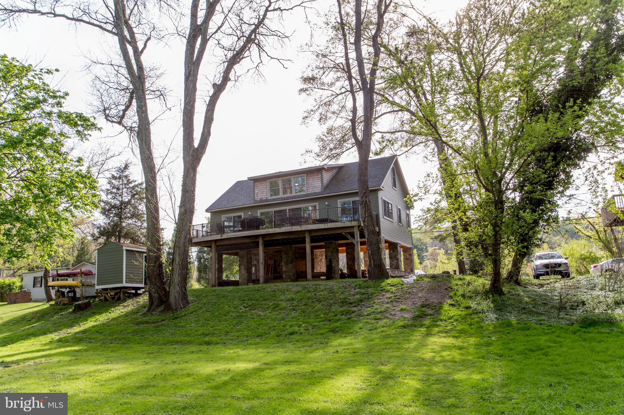 10 WALTERS LANE