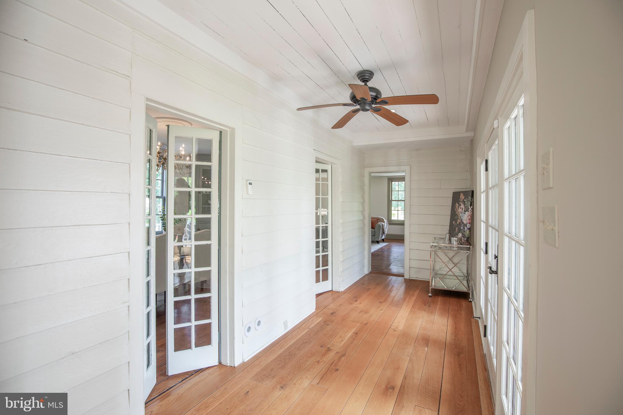 336 LINDEN AVE