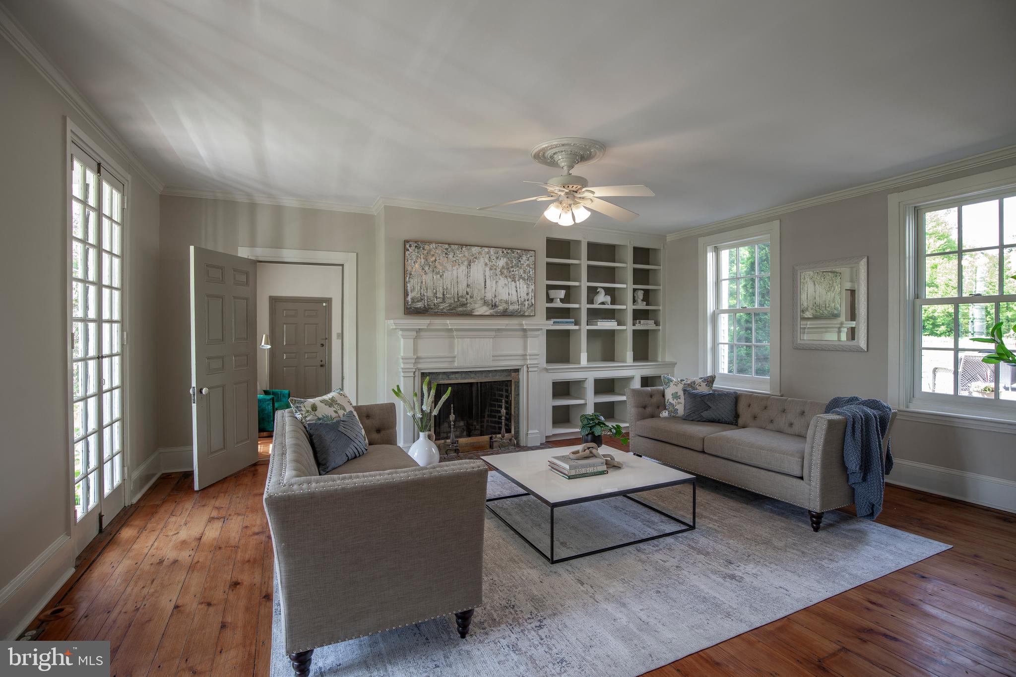 336 LINDEN AVE