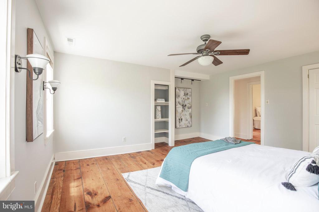 336 LINDEN AVE