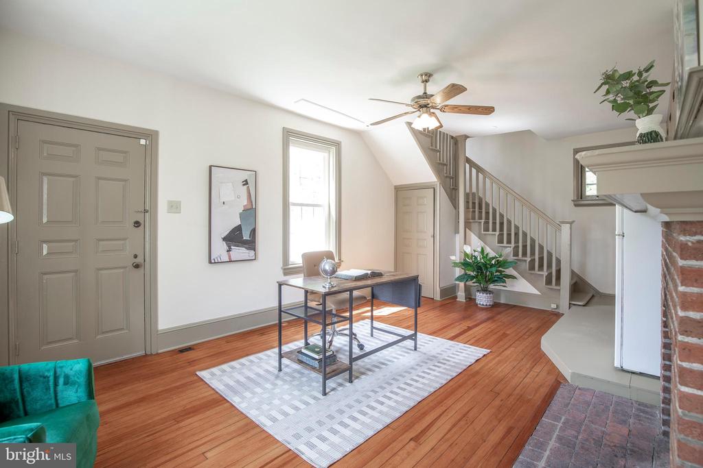 336 LINDEN AVE