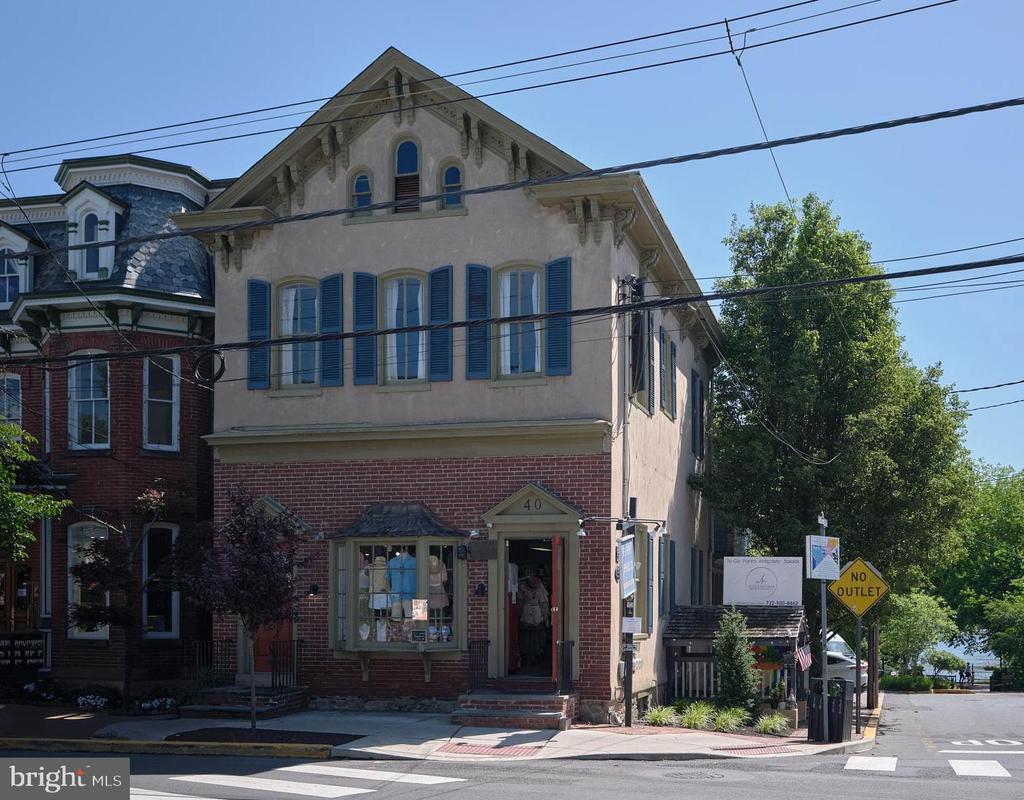 40 S MAIN STREET