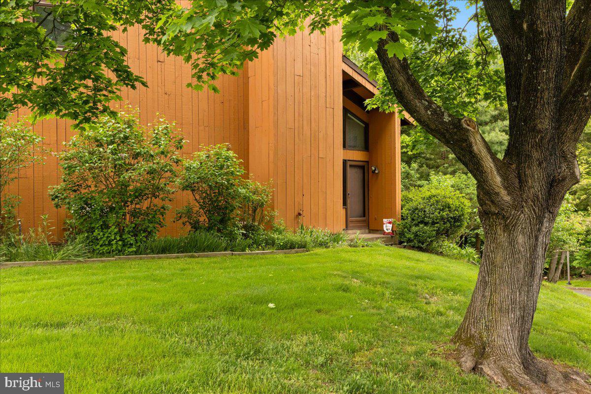 29 ARDEN WAY
