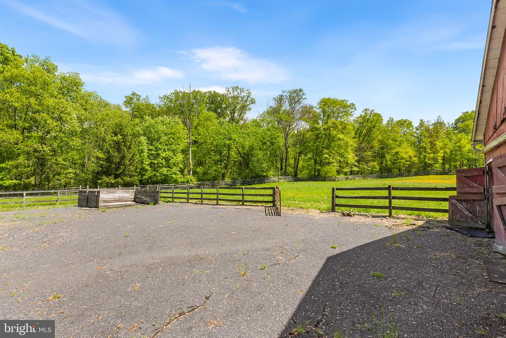 1401 THREE MILE RUN ROAD