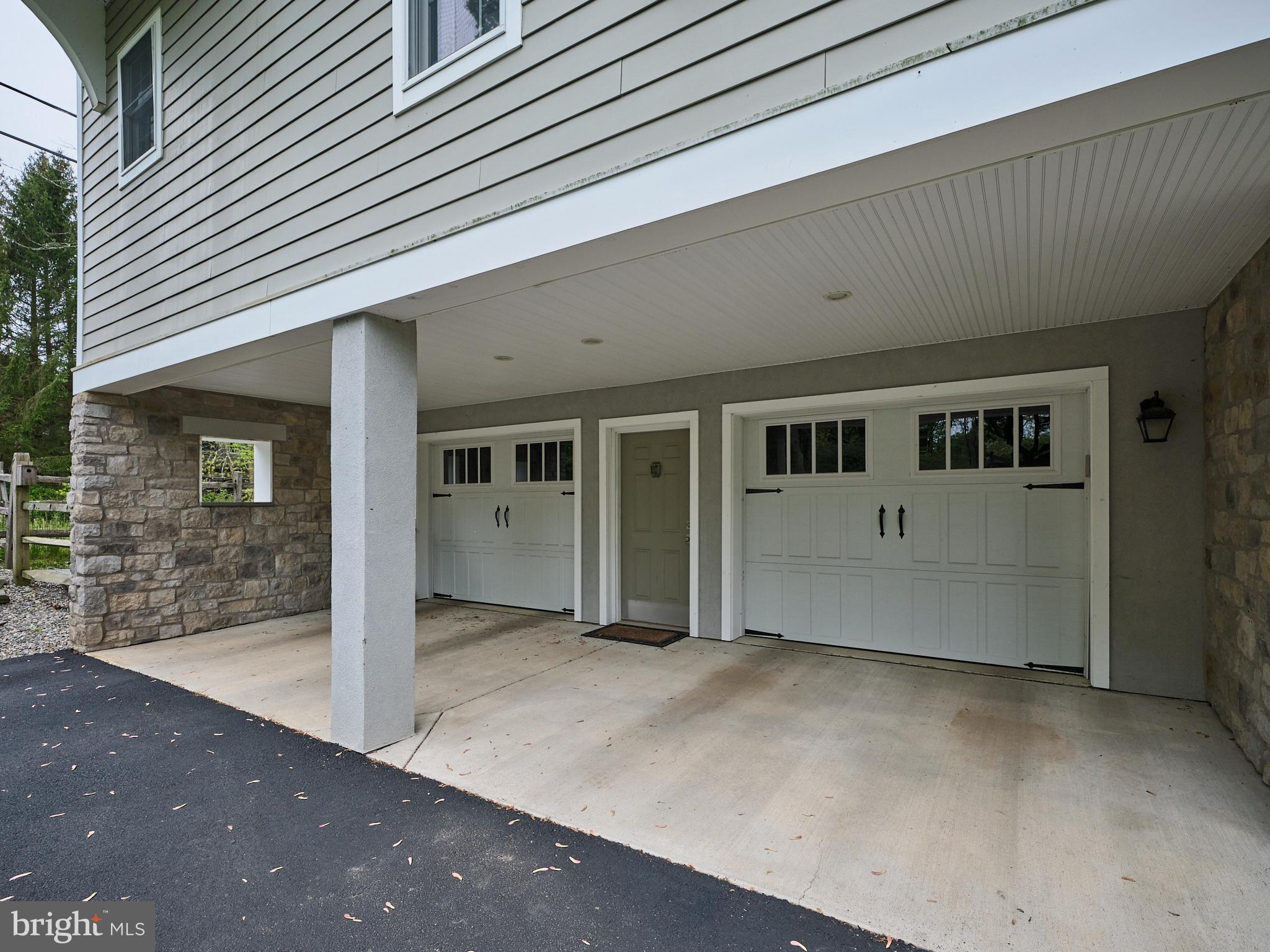 1800 Unit #4 RIVER ROAD