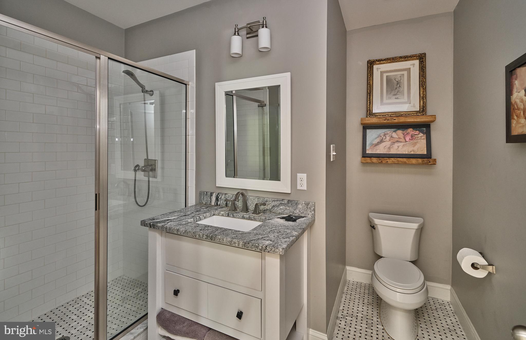 1800 Unit #4 RIVER ROAD