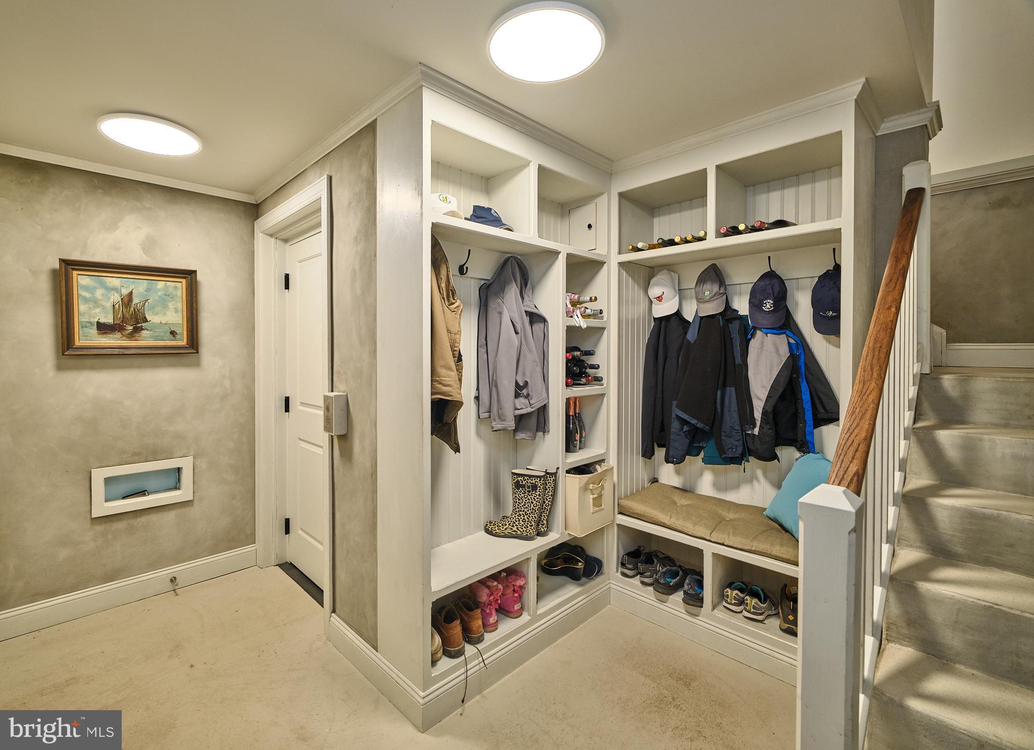 1800 Unit #4 RIVER ROAD