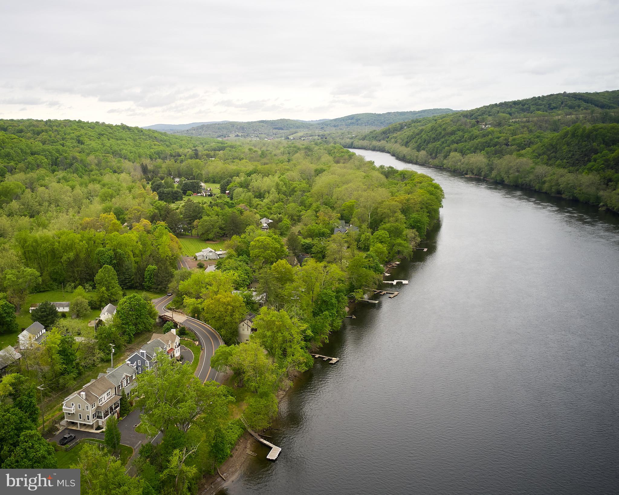 1800 Unit #4 RIVER ROAD