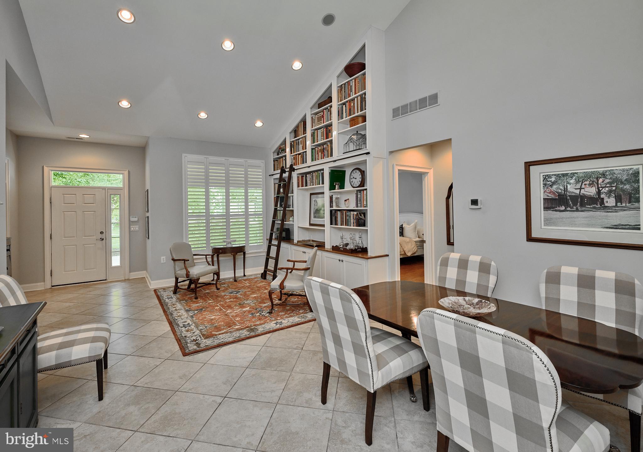 194 WILLOW DRIVE