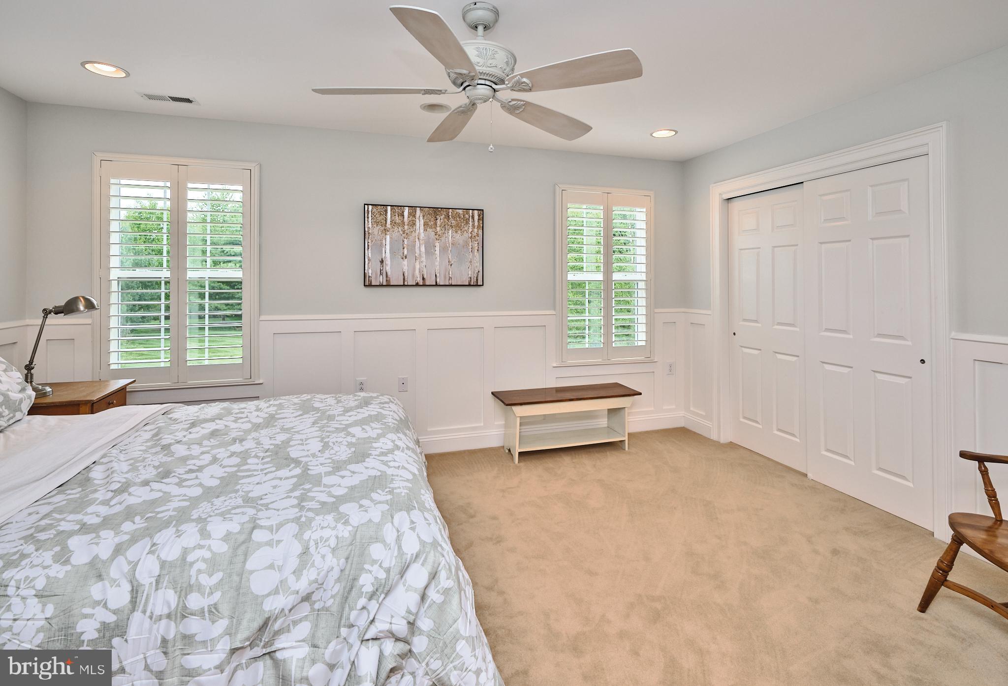 194 WILLOW DRIVE