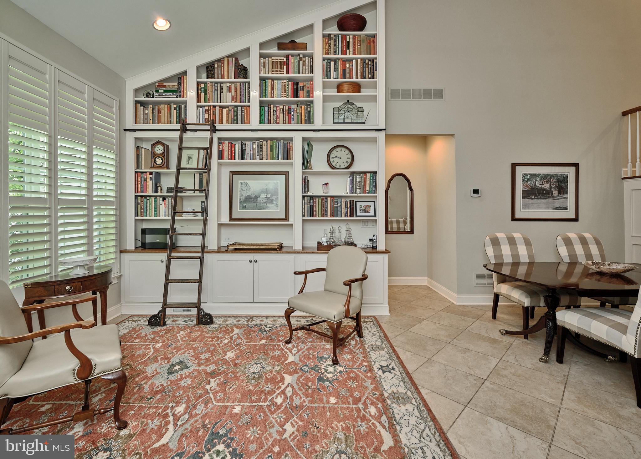 194 WILLOW DRIVE