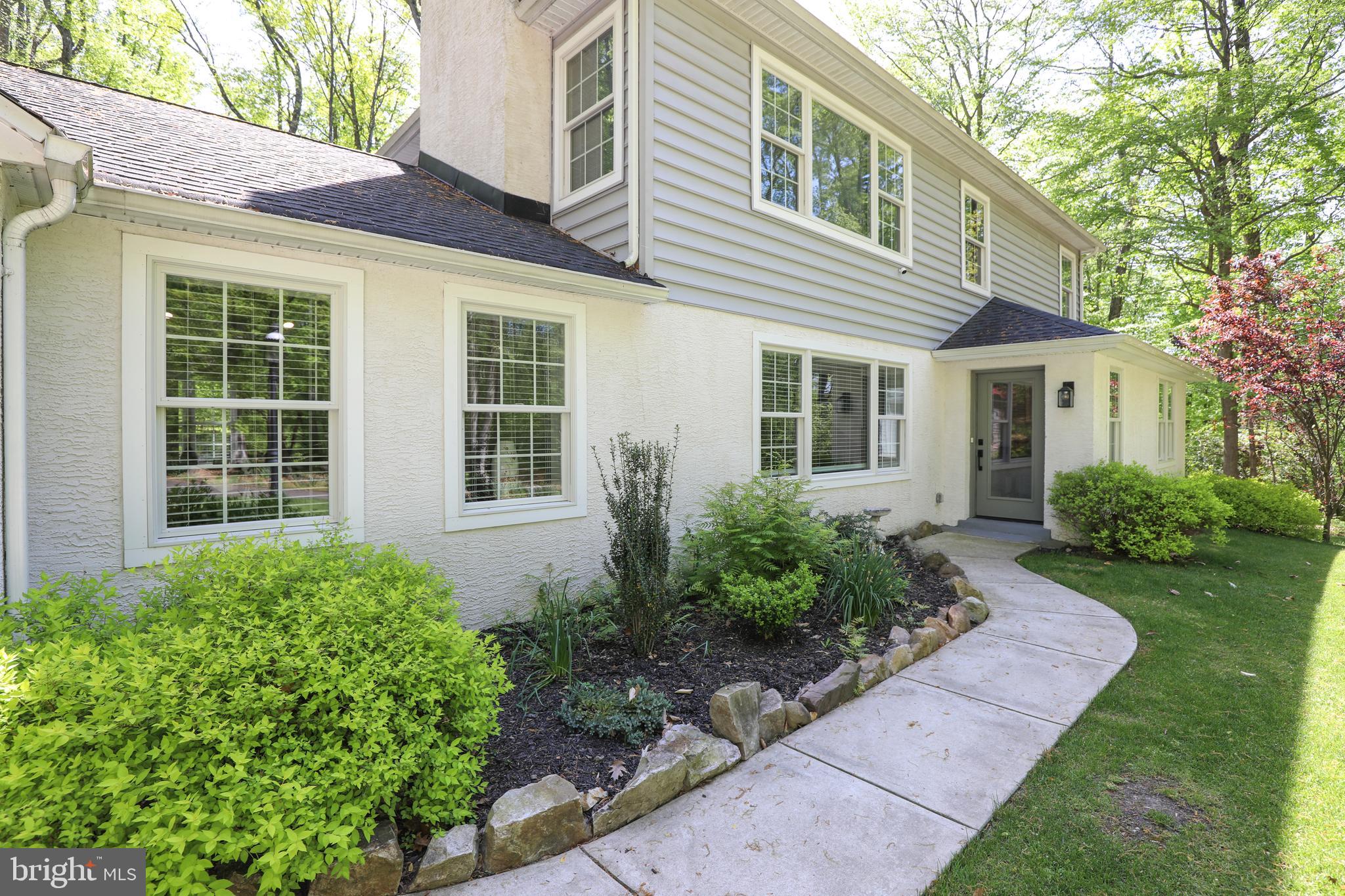 2054 HOLICONG ROAD