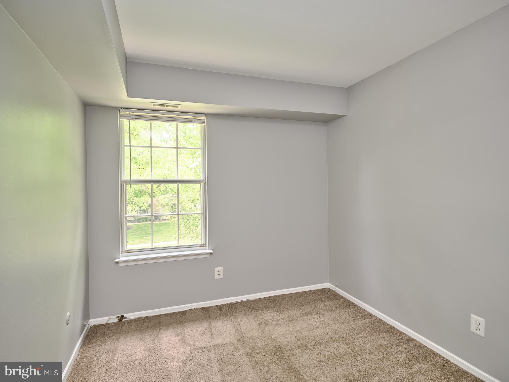 11 MEADOW LANE 1A