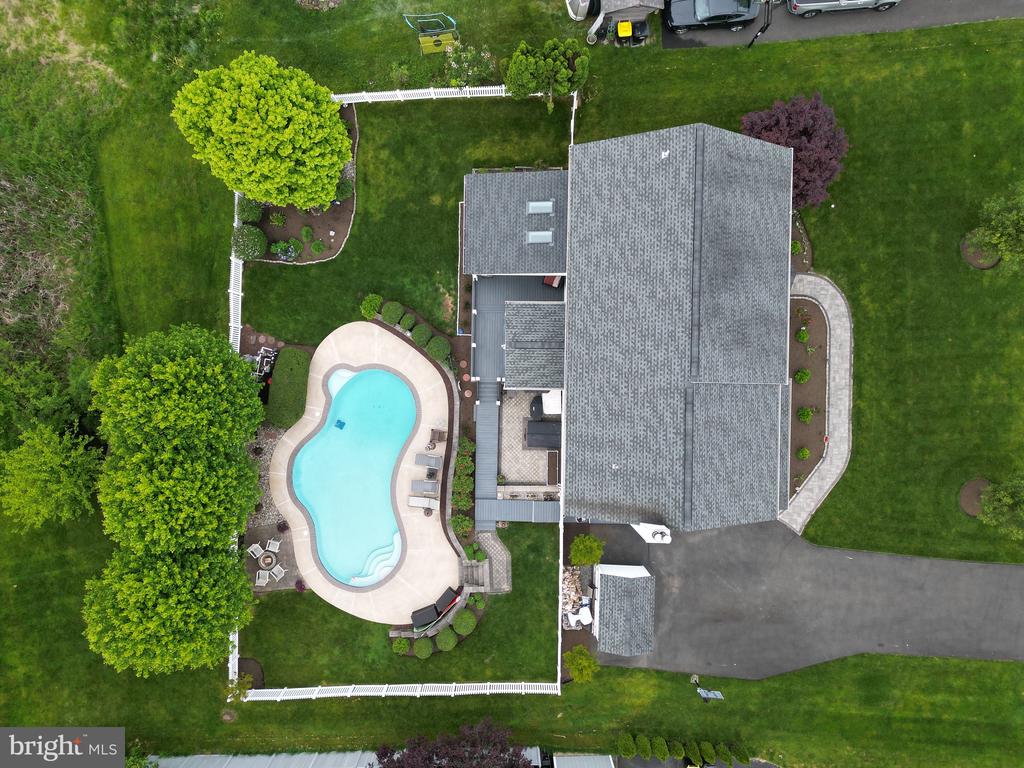 4526 BLUE RIDGE DRIVE