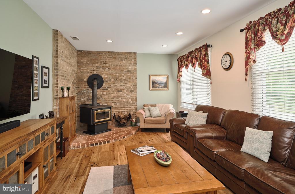 4526 BLUE RIDGE DRIVE