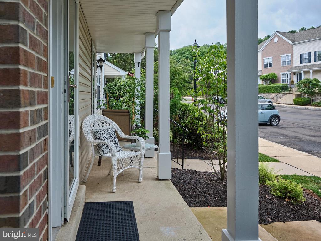 5515 RINKER CIRCLE 350