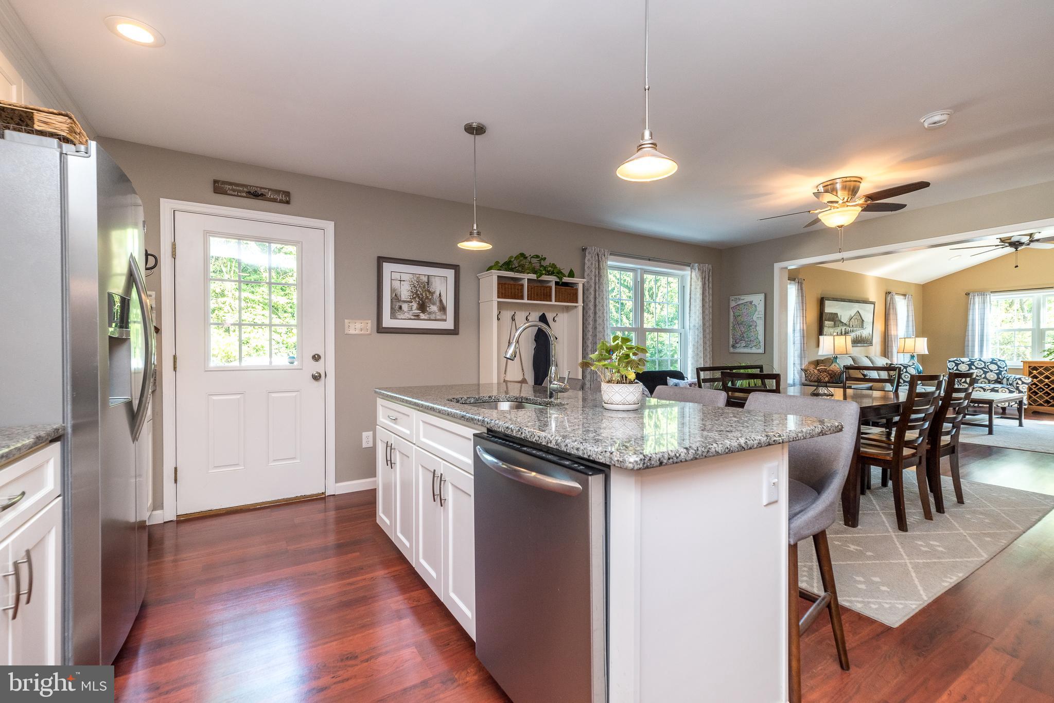 1425 PARKLAND ROAD