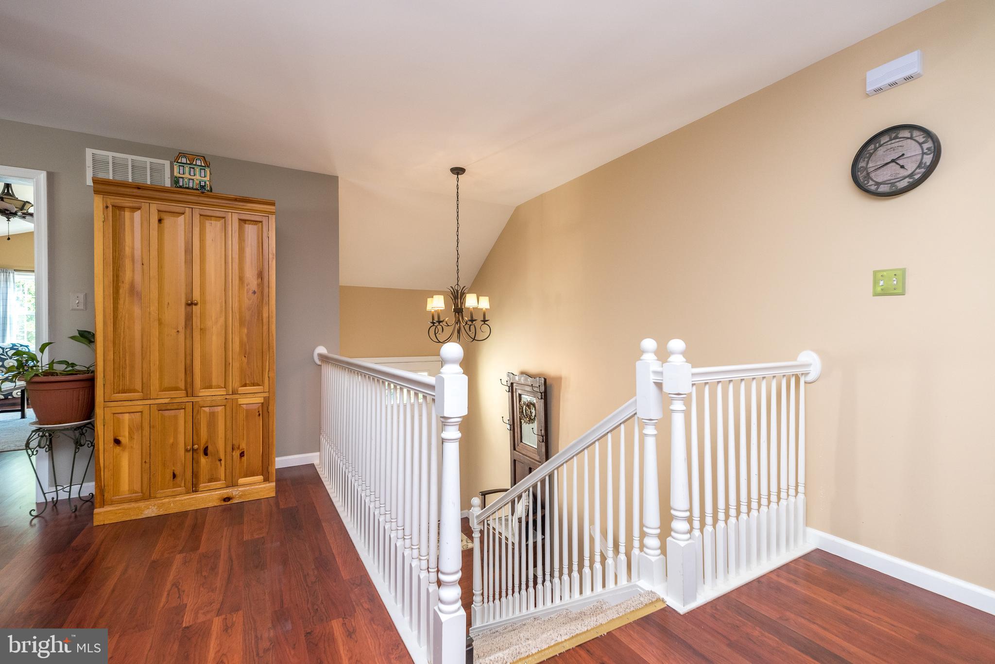 1425 PARKLAND ROAD