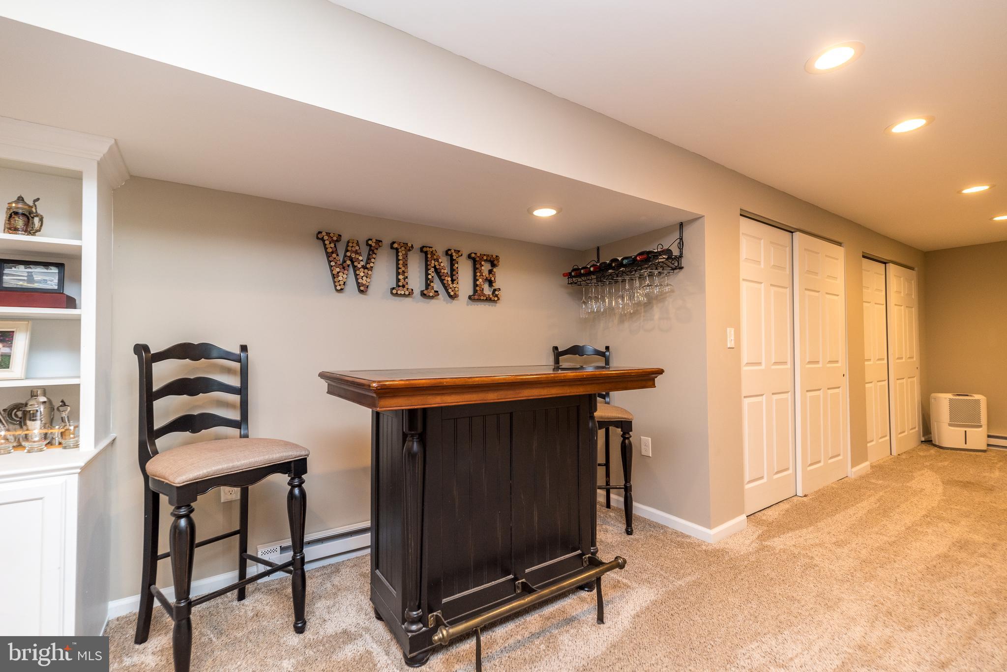 1425 PARKLAND ROAD