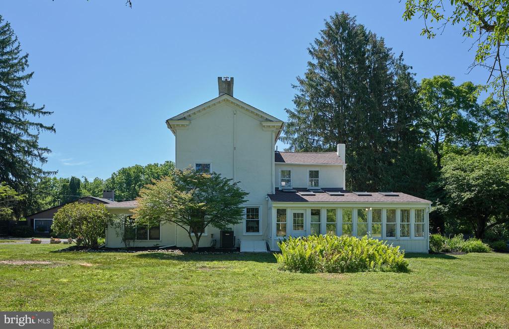 2575 AQUETONG ROAD