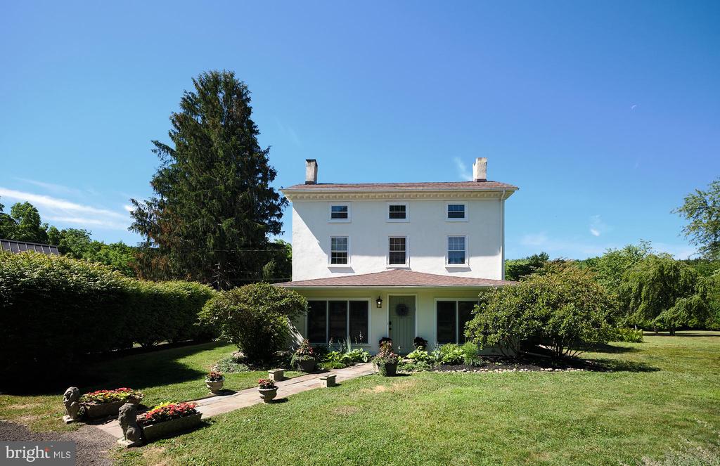 2575 AQUETONG ROAD