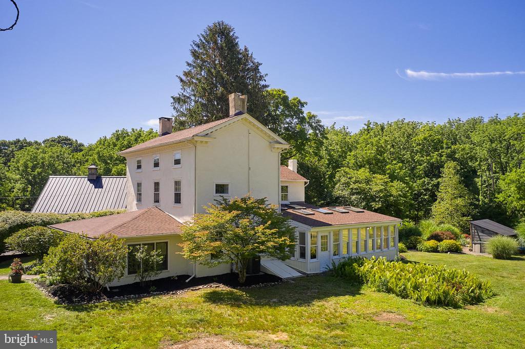 2575 AQUETONG ROAD