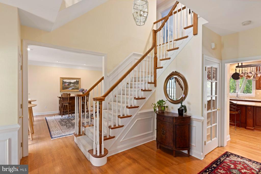 6168 GREENHILL ROAD