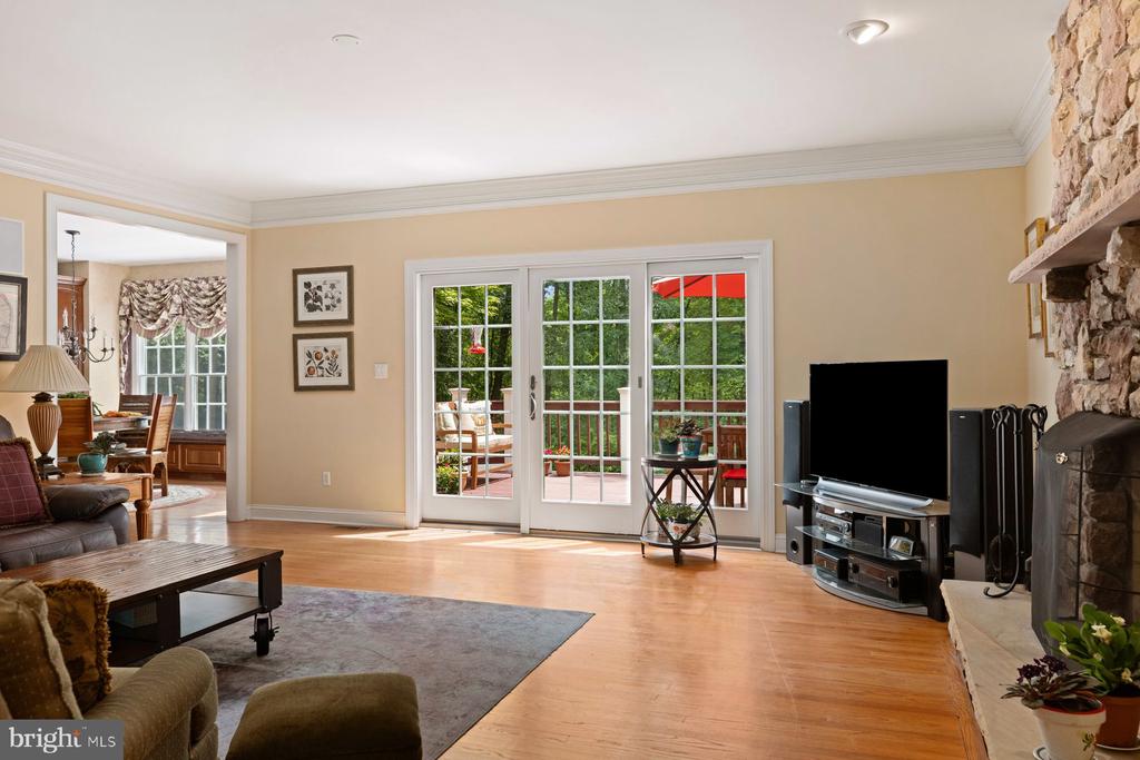 6168 GREENHILL ROAD