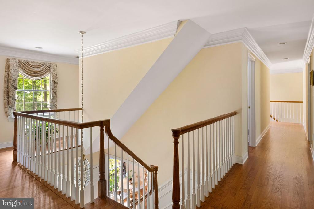 6168 GREENHILL ROAD