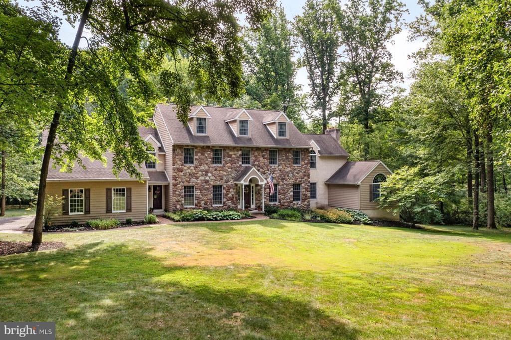 6168 GREENHILL ROAD