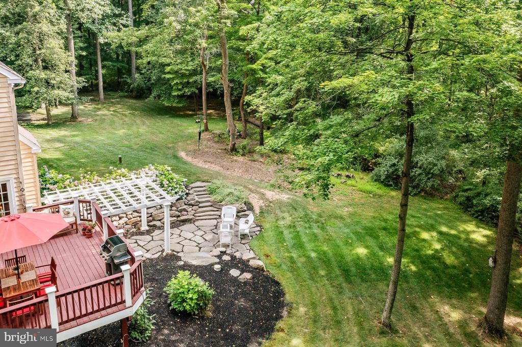 6168 GREENHILL ROAD