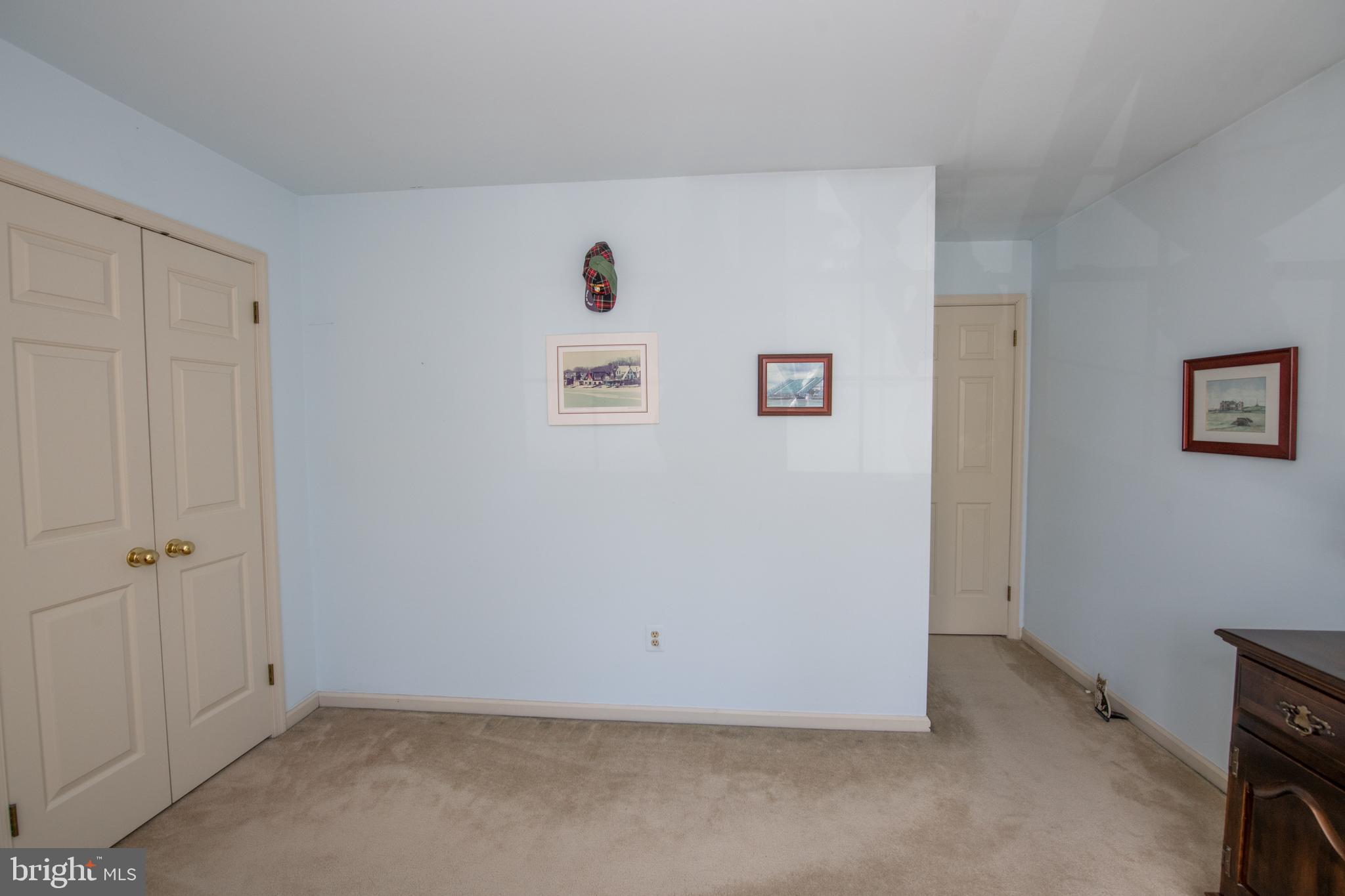28 GAYLORD COURT