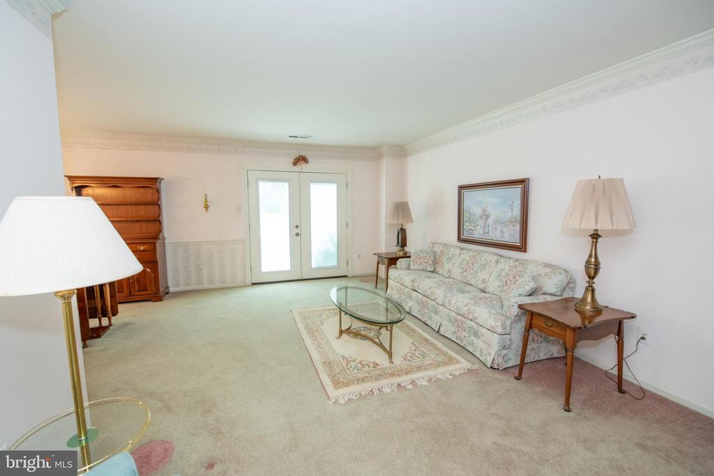 28 GAYLORD COURT