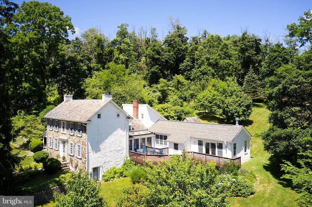 2884 GALLOWS HILL ROAD
