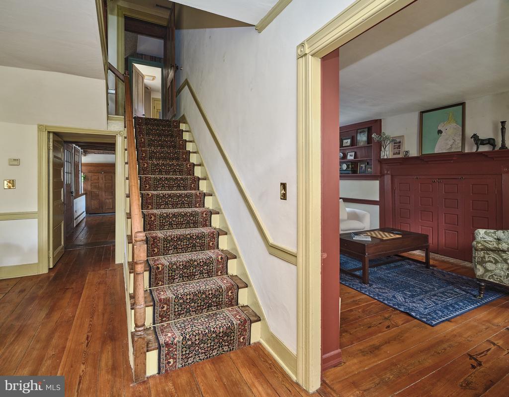 2884 GALLOWS HILL ROAD