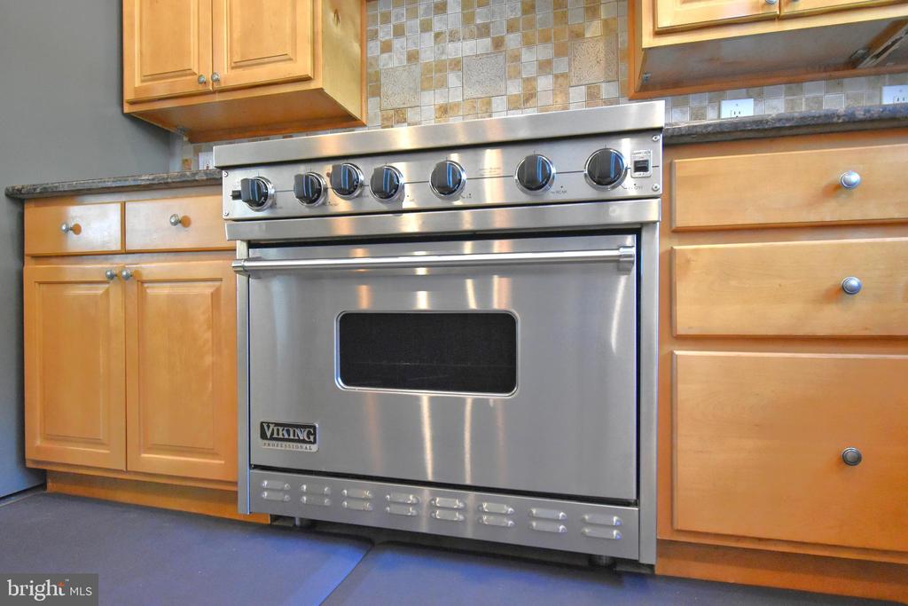 4331 LANDISVILLE ROAD