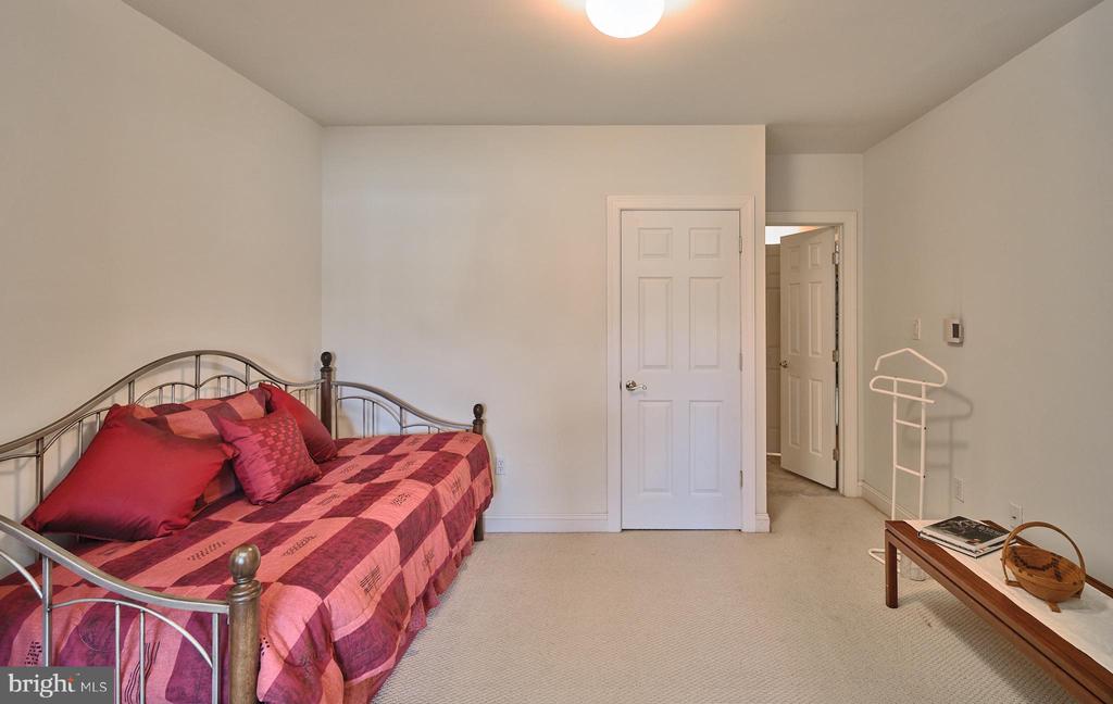 404 SNOWY OWL LANE