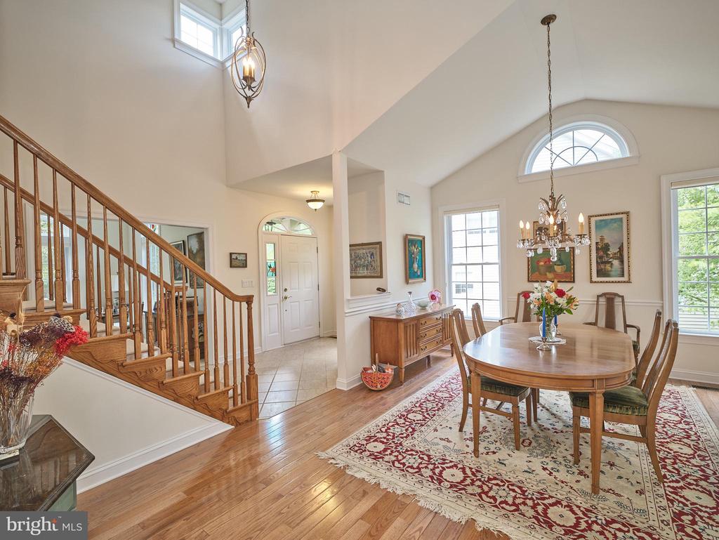 404 SNOWY OWL LANE