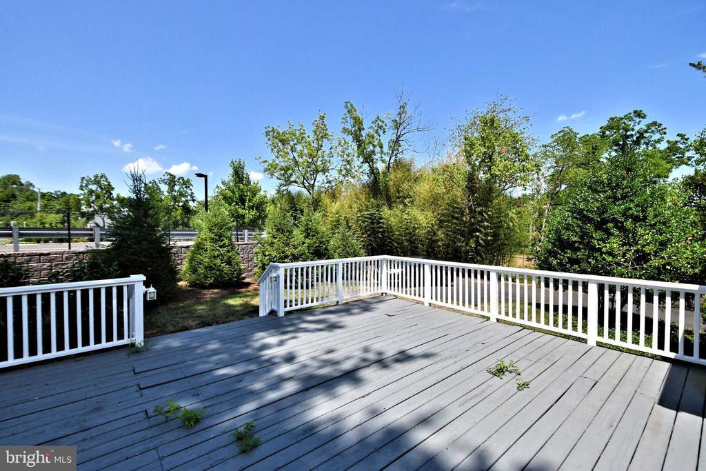 143 OLD YORK ROAD