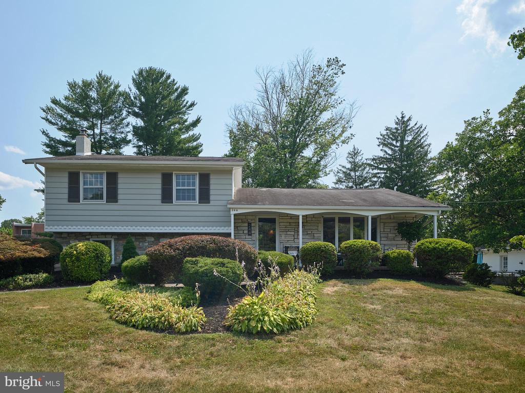 244 N WEST STREET