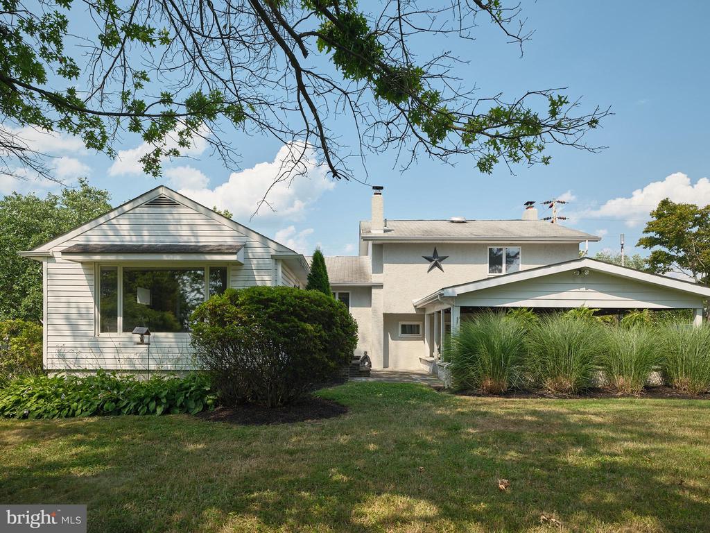 244 N WEST STREET