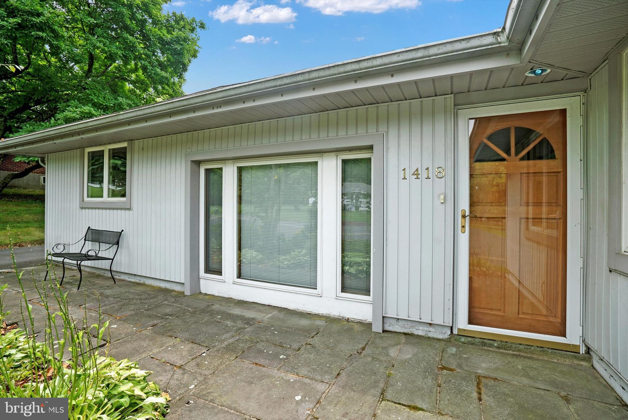 1418 SCHOOLHOUSE ROAD